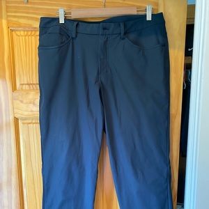 Lululemon ABC pants size 34 men’s